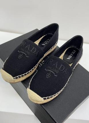 Лофери туфлі prada