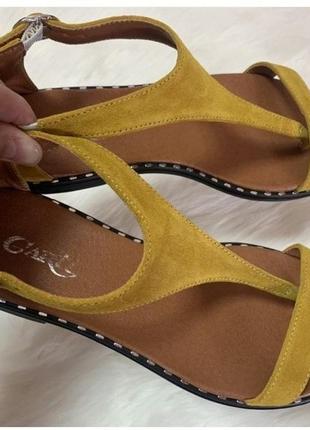 Босоніжки натуральна замша