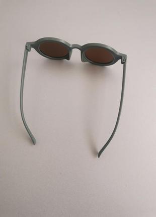 Дитячі сонцезахисні окуляри унісекс круглі зелені від 1.5 роки до 5 років3 фото