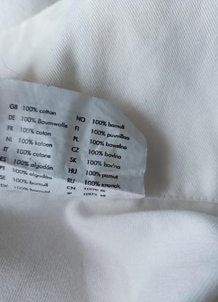 Две белые шторы икеа