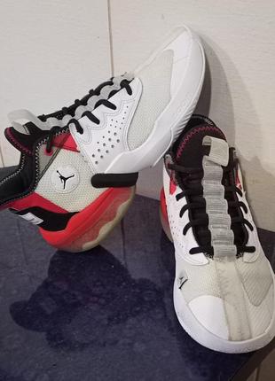 Кросівки nike jordan