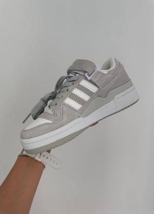 Трендовые кроссовки adidas forum5 фото