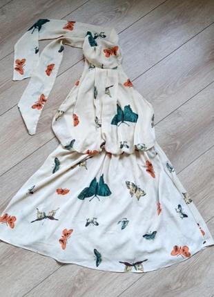 Ніжне та повітряне жіноче плаття asos.