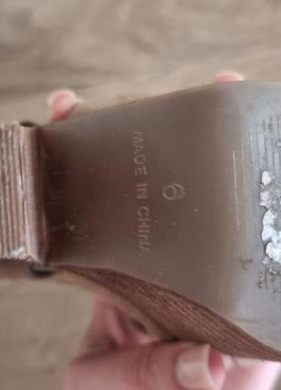 Босоножки на танкетке бежевые нюдовые4 фото