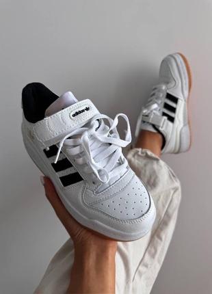 Кроссовки adidas
