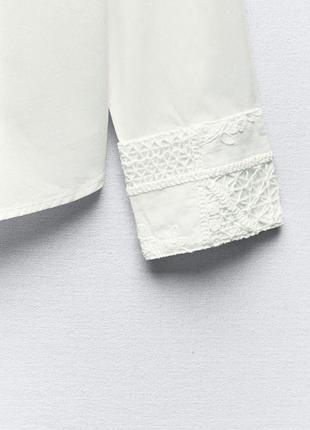 Красивая белая рубашка с вышивкой zara рубашка из поплина с карманом из гипюра зара6 фото
