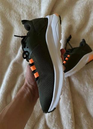 Кроссовки унисекс puma electron e olive7 фото