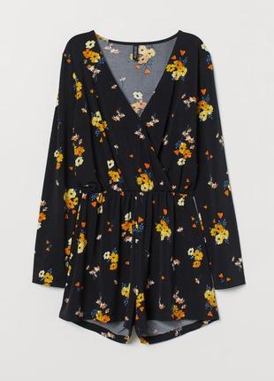 Чорний квітковий комбінезон h&m з довгим рукавом