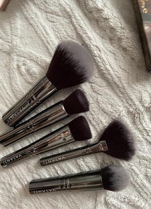 Кисти vasanti stubby brush set