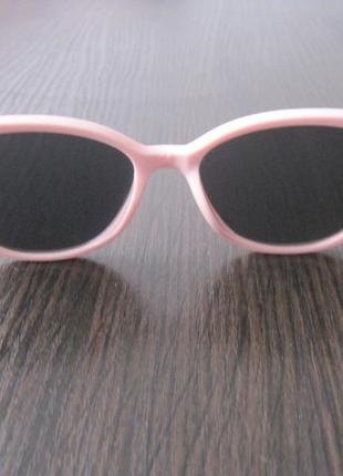 7 элегантные солнцезащитные очки5 фото