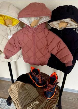 Крута демі курточка для хлопчика і дівчинки, підкладка - фліс