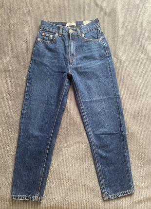 Джинсы mom pull&bear