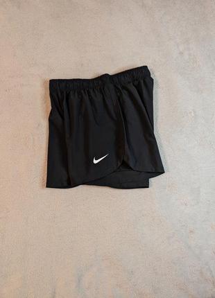 Шорты nike dry-fit тайтсы s размер original новые