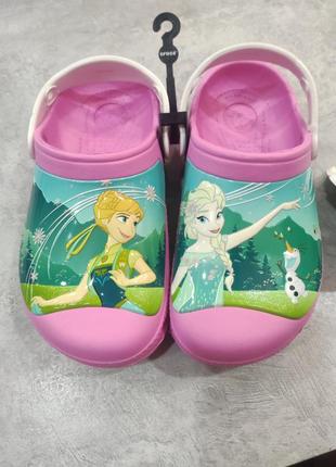 Crocs