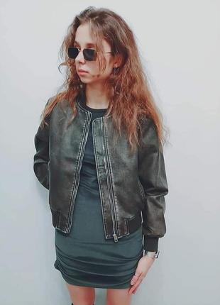 Куртка бомбер кожаная