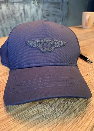 Кепка bentley