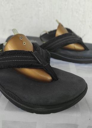 Шлепки, вьетнамки hombre skechers relaxed fit р.45