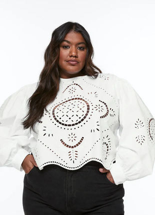 Белый топ блуза h&m с вышивкой 46-48-50