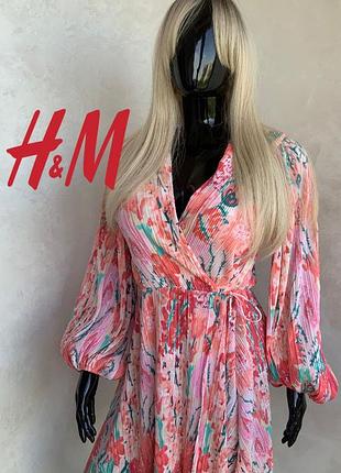 H&m платье плиссе на запах в цветочный яркий принт