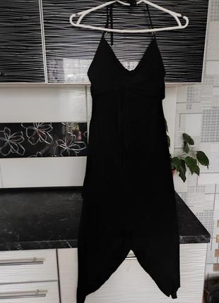 Платье с ассиметрией в готическом стиле.