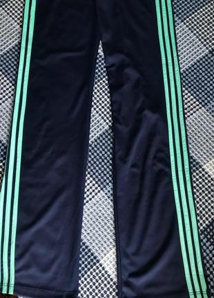 Спортивные штаны adidas