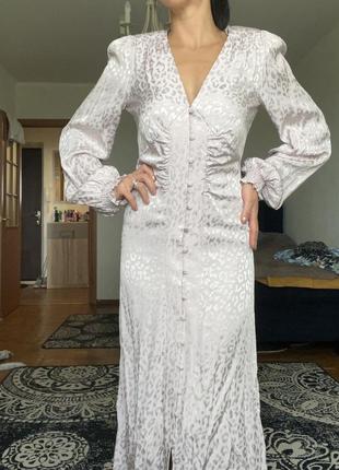 Нежное платье миди river island