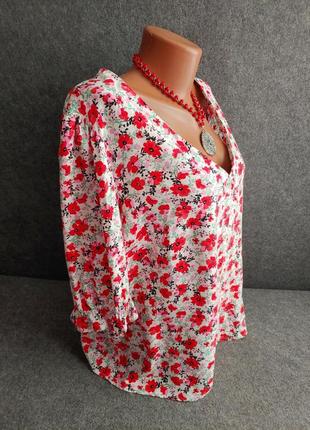 Женственная блуза с цветочным принтом 50-52 размера3 фото