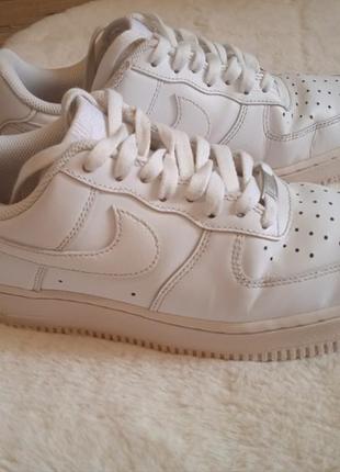Продам кроссовки nike air force