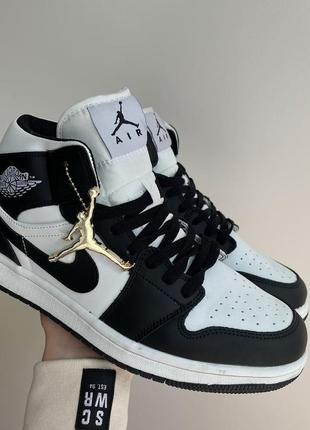 Чоловічі кросівки air jordan DD9336-4001 black white