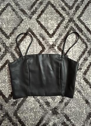 Стильний топ з шкіри