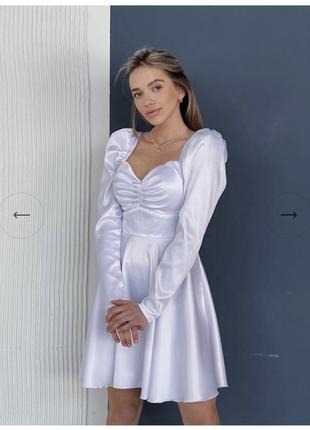 Красивое платье в идеальном состоянии🤍