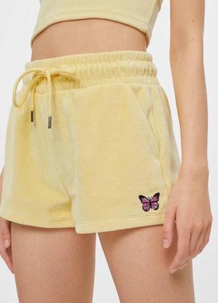 🤍 жовті велюрові шорты bershka 🤍