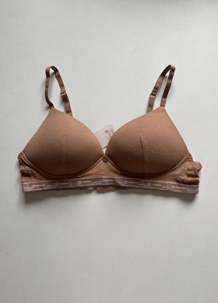 Бюстгальтер