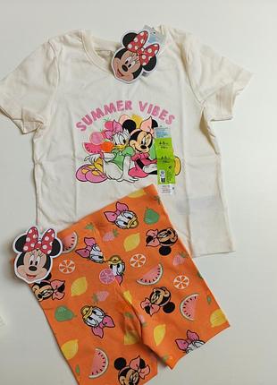 Шорти і футболка