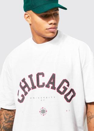 Белая оверсайз футболка boohoo chicago print, принт на груди, чикаго, свободная, широкая, новая3 фото