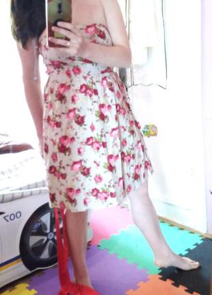 Яскрава літня сукня плаття в квітковий принт4 фото