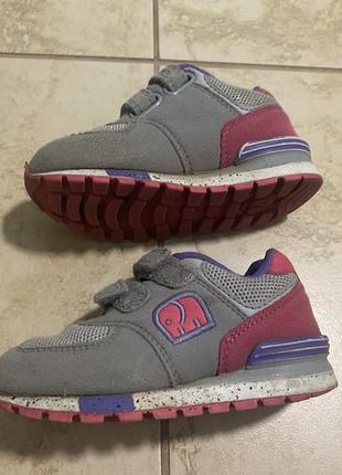 Дитячі кросівки 👟 розмір 23.