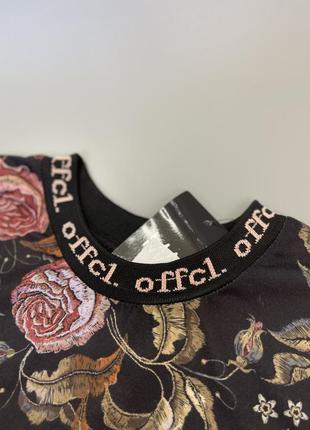 Новая черная футболка boohoo с цветочным принтом, цветы, принт на воротнике, бугумен, цветная, разрисованная6 фото