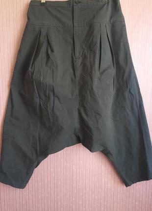 Дизайнерские стильные брюки с матней спущенной слоской заниженным шаговым швом в виде rundholz, rick owen от hope