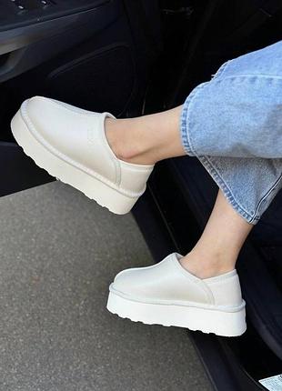 Уггі короткі замша і шкіра чорні сірі молочні