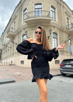 Изысканное платье с драпировкой, платье мини с открытыми плечами, платье с драпировкой по центру, 825