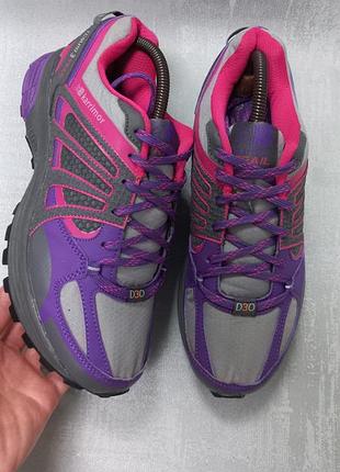 Фирменные кроссовки karrimor