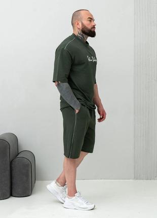 Мужской костюм