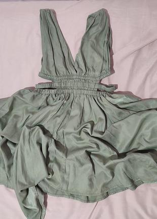 Платье мини, с вырезами на талии