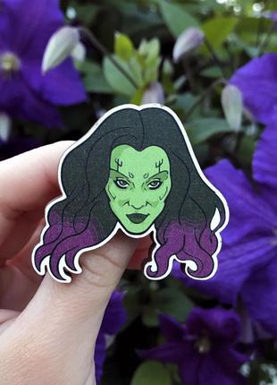 Деревянный значок "гамора"