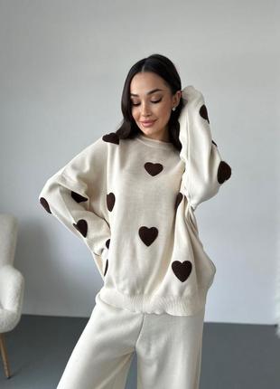 Качественный теплый брючный костюм с свитером туречки