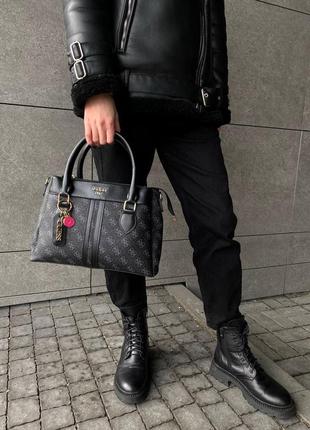 Сумочка guess black10 фото