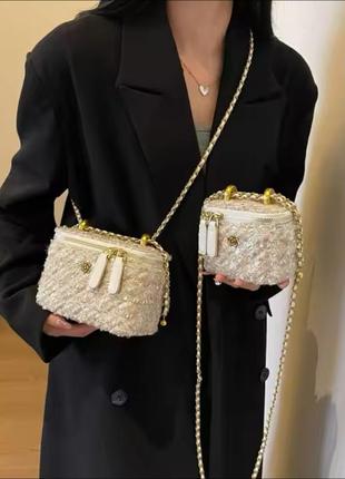 Твідова сумка крос боді у стилі chanel