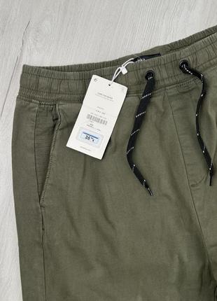 Карго брюки хаки зеленые стильные трендовые тянутся bershka новые с бирками6 фото