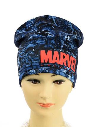 Тонкая трикотажная шапочка для мальчика 3-6 лет с популярной тематикой "супер герои". яркие динамичные картинки из любимых комиксов. размер 52-54.